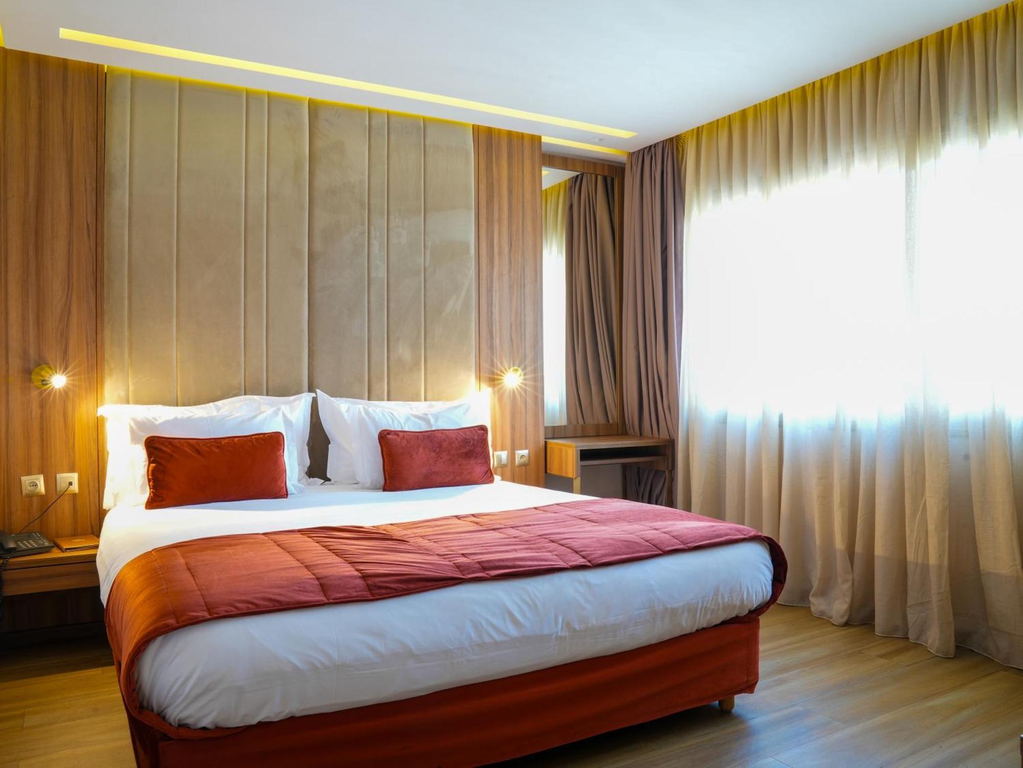 First Suites Hôtel NEW OPENING Rabat Buitenkant foto