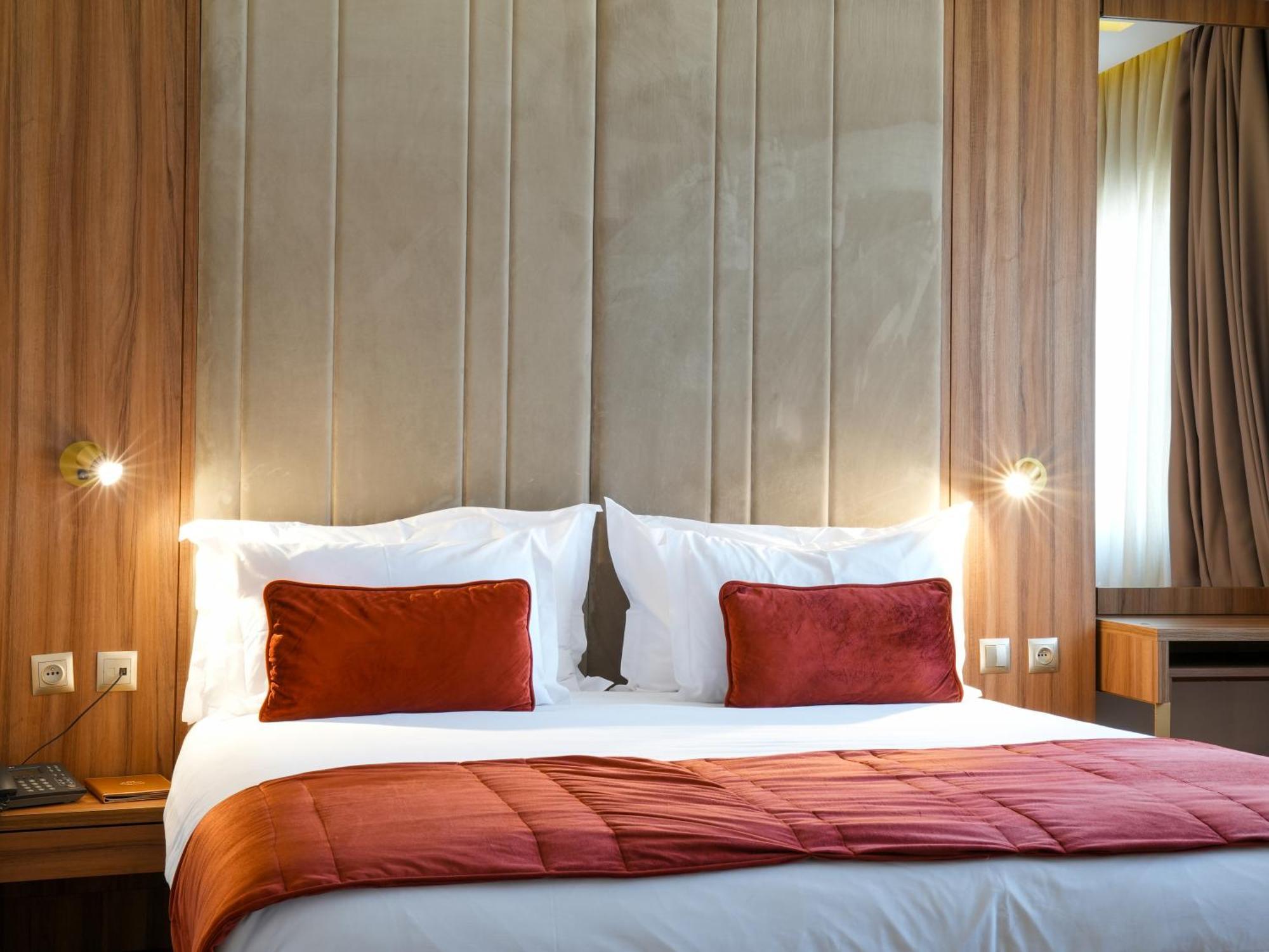 First Suites Hôtel NEW OPENING Rabat Buitenkant foto