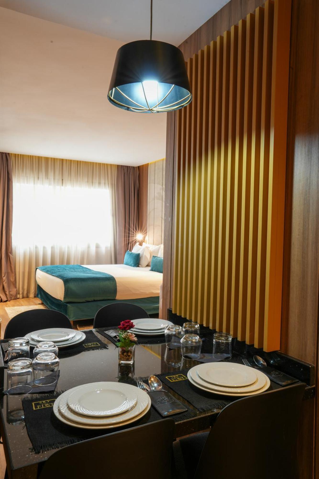 First Suites Hôtel NEW OPENING Rabat Buitenkant foto